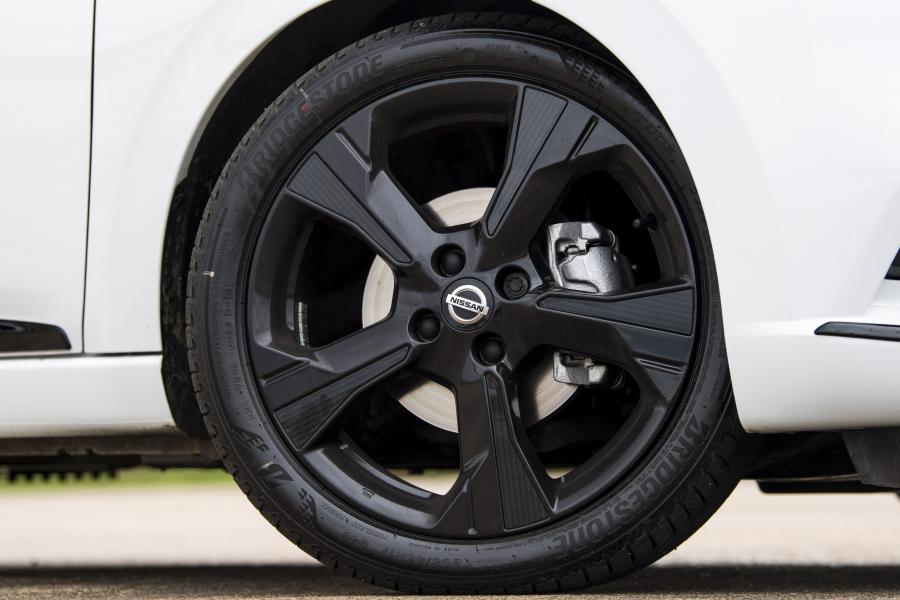 Колеса Nissan Micra N-Sport (K14) 2019 года  (UK) (фото 3 из 19)